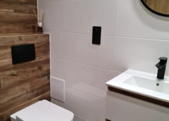 Apartament Przy Teatralce Dabrowskiego 30a With Balcony And Free Parking Διαμέρισμα *